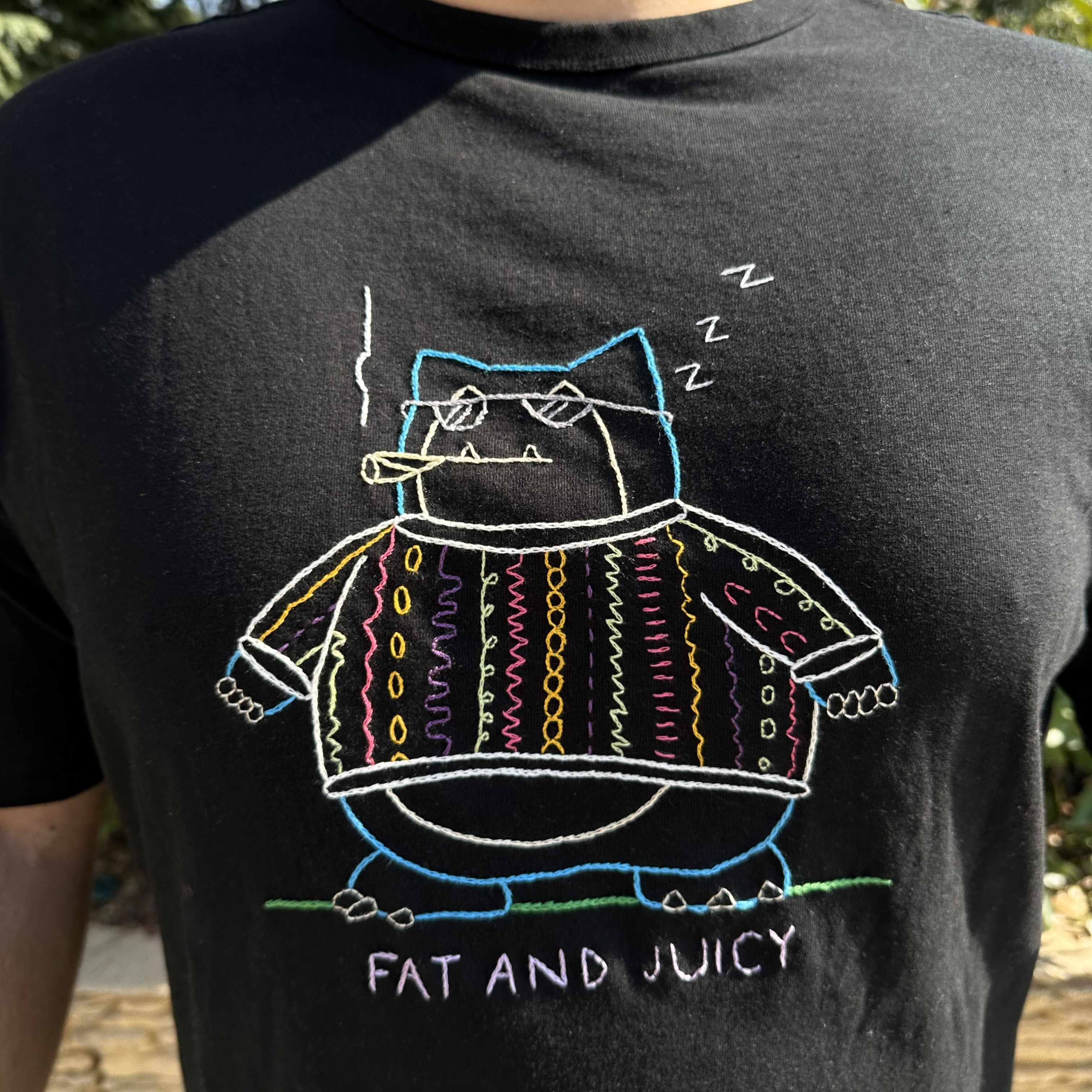 T-shirt Snorlax ricamata